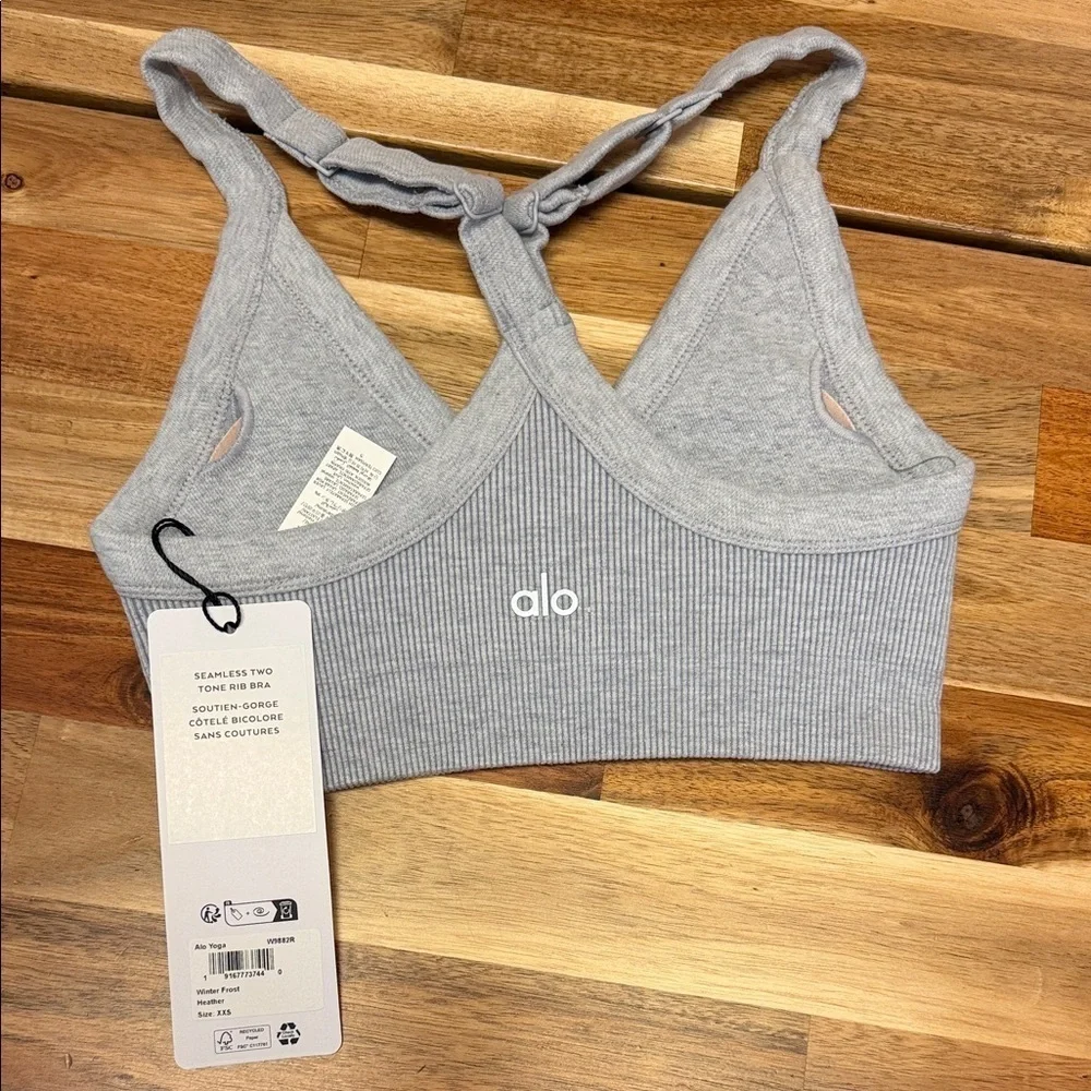 Alo Seamless 2 tone rib bra women’s XXS Winter frost heather NWT